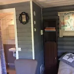 Çiftlik konaklama Maekelaen Lomatuvat *